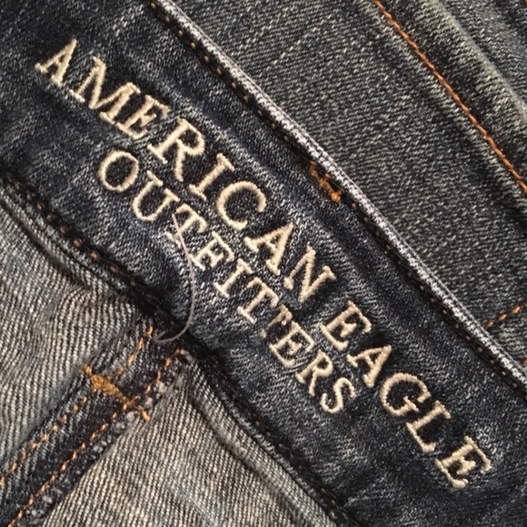 American Eagle Embroidered Floral Shorts - Picture 6 of 8